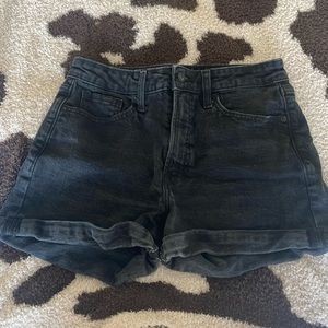 Denim shorts in size 8 or medium from Old Navy.